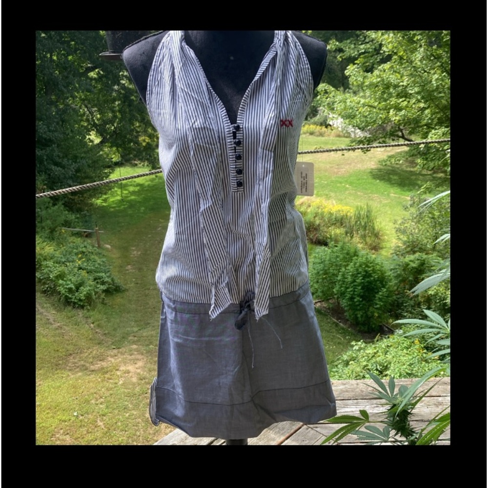 Dress - Picture 7 of 7